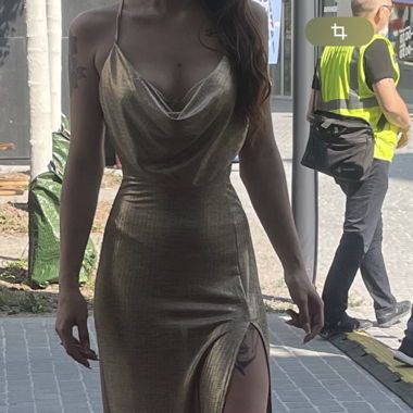 Kleid goldig