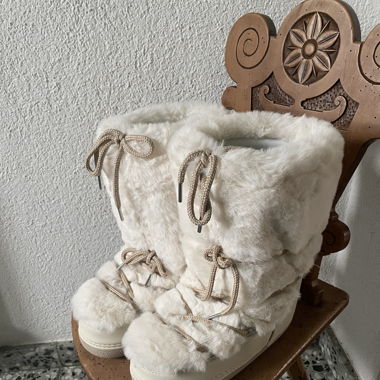 Fakefur Stiefel/ Moonboots