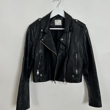 Giacca biker in finta pelle Bershka