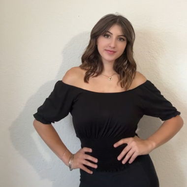 Schwarzes Top