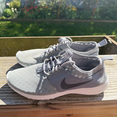 Grey Nike Sneakers