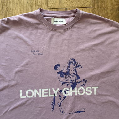 T-shirt Lonely Ghost