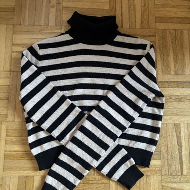Pull rayé col roulé Zara 