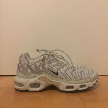 Nike TN grey