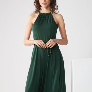 Dunkelgrünes Sommerkleid