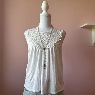 Lace Sleeveless Top