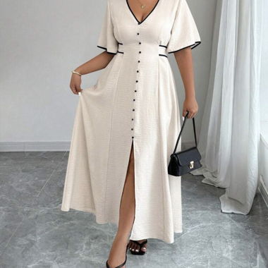 Robe longue à bordures contrastées