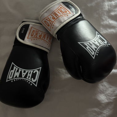 Guantoni da boxe usati pochissimo
