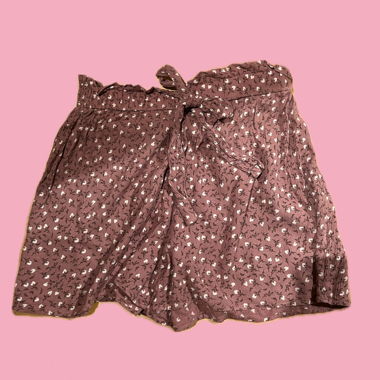 Short fleuri