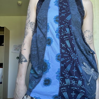 esigual Top – Blau Patchwork / Boho / Artsy Vibe 