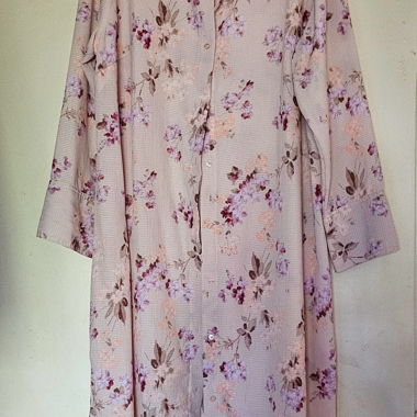 Blumige Hemdblusen-Kleid rosa