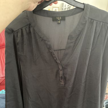 Haut 100% polyester taille 42