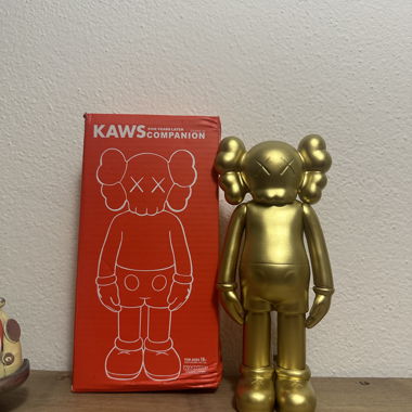 KAWS Companion « Five Years Later » – Édition Or