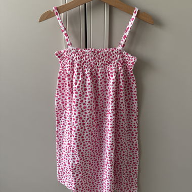 Haut enfant avec petits cœurs Gr. 104
