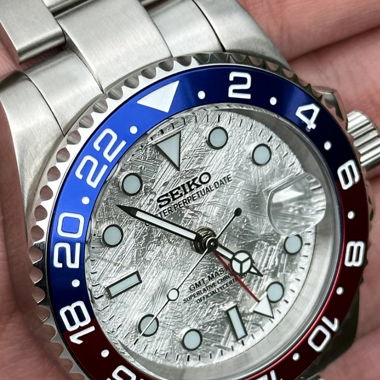 Seikmod Meteoriten-Zifferblatt–GMT Automatik–40mm–Pepsi-Lünette