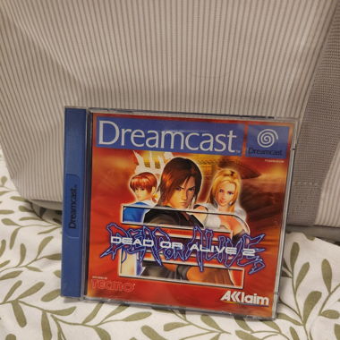 DREAMCAST - DEAD OR ALIVE 2