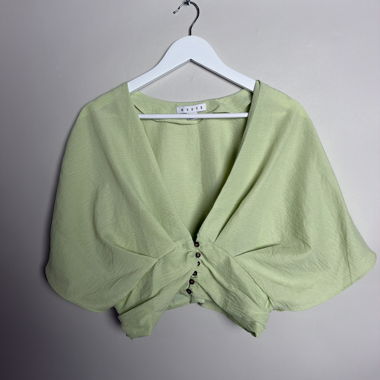 Blusa verde con chiusura a bottoni