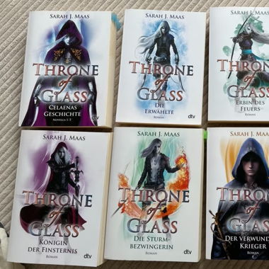 throne of glass band 1-8