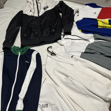 Jacken/Frühlingsjacken lacoste/Nike/Armani