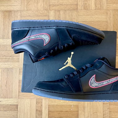 Nike Air Jordan 1 Low SE