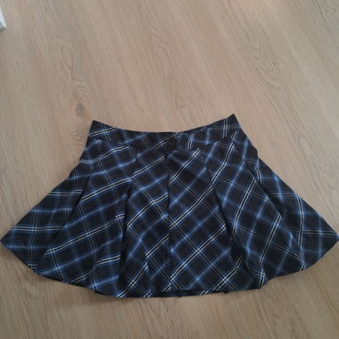 Short Pleated Checked Skirt
