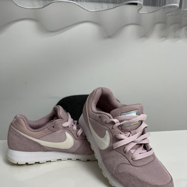Nike MD Runner 2