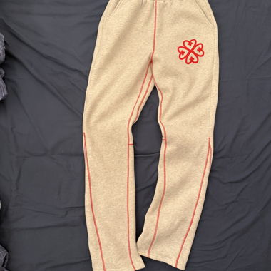 Saint jogger