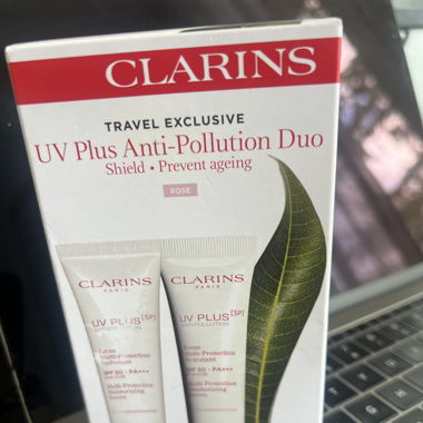 Clarins uv plus