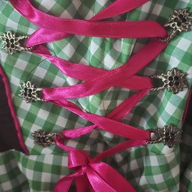 Dirndl