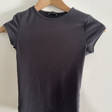 Black crop top 