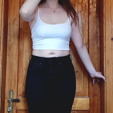Black High-Waist Jeans
