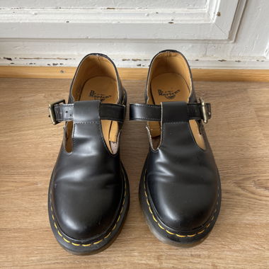 Dr. Martens Mary Janes, Modell Polley