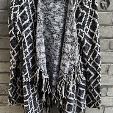Cardigan mit Fransen