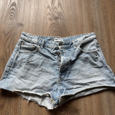 Short in denim Zara