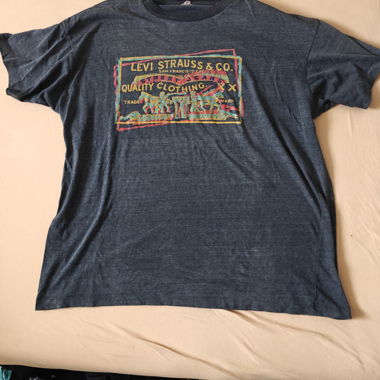 Vintage Levi's Tshirt 