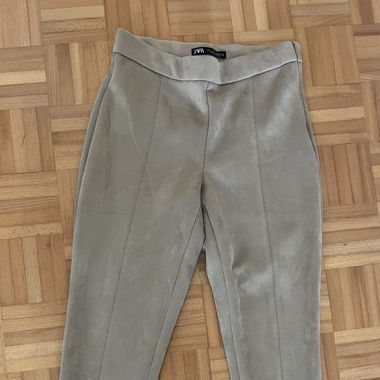 Zara Wildleder Hose