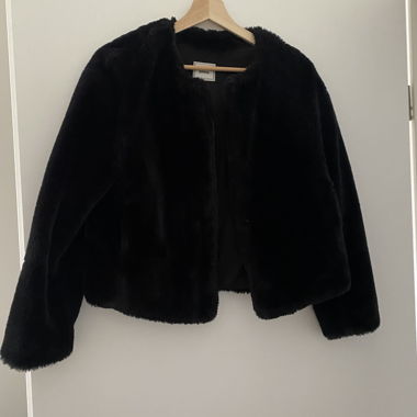 Veste fausse fourrure 