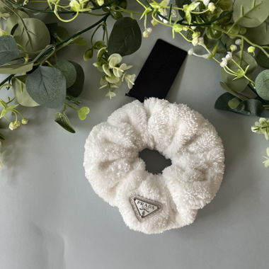 Prada Scrunchie / Haargummi – Neu mit Etikett