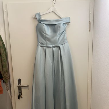 Abendkleid hellblau