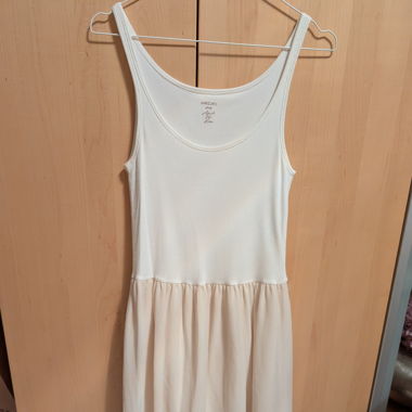 Weisses Kleid