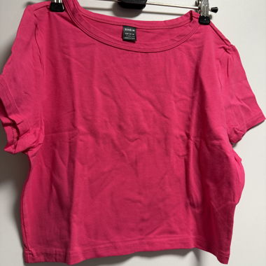 Pink T-shirt 