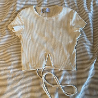 T-shirt côtelé Bershka, expédition 2fr