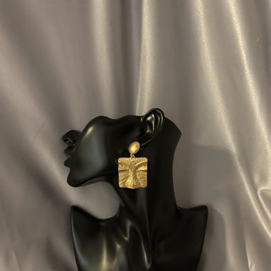 Luxus Earrings 💛