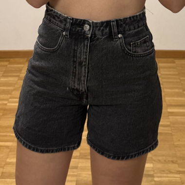 Short Zara Mom fit noir Taille 36