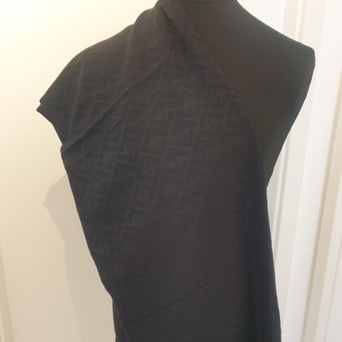 Châle Fendi 140x140cm