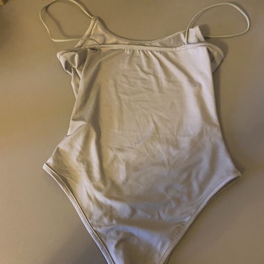 Graues Top