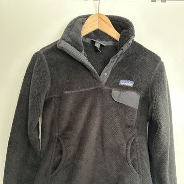 Black Patagonia Fleece Sweater