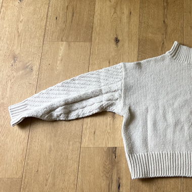 Pullover mit Kragen