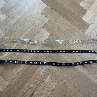 Gurtel mit Oesen