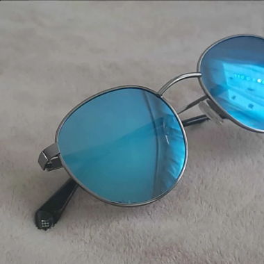 Kasparian Blaue Brille (Gr)